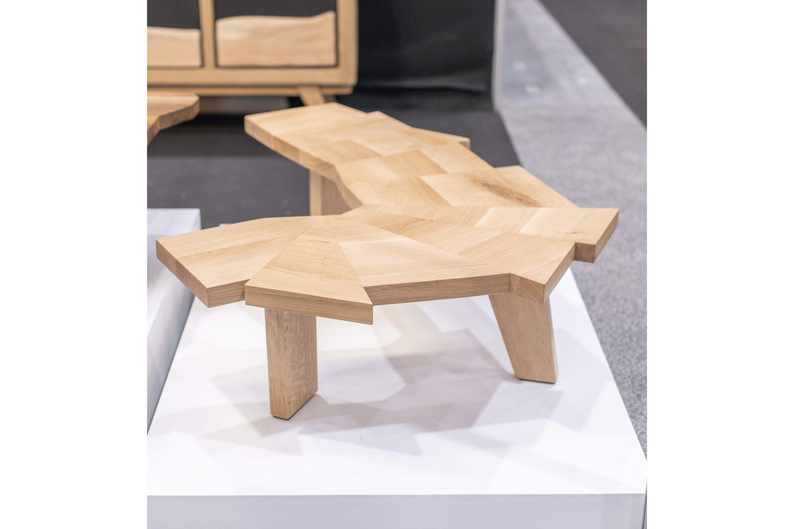 Thomas Coup la fronde - Raw chene meuble bois table basse
