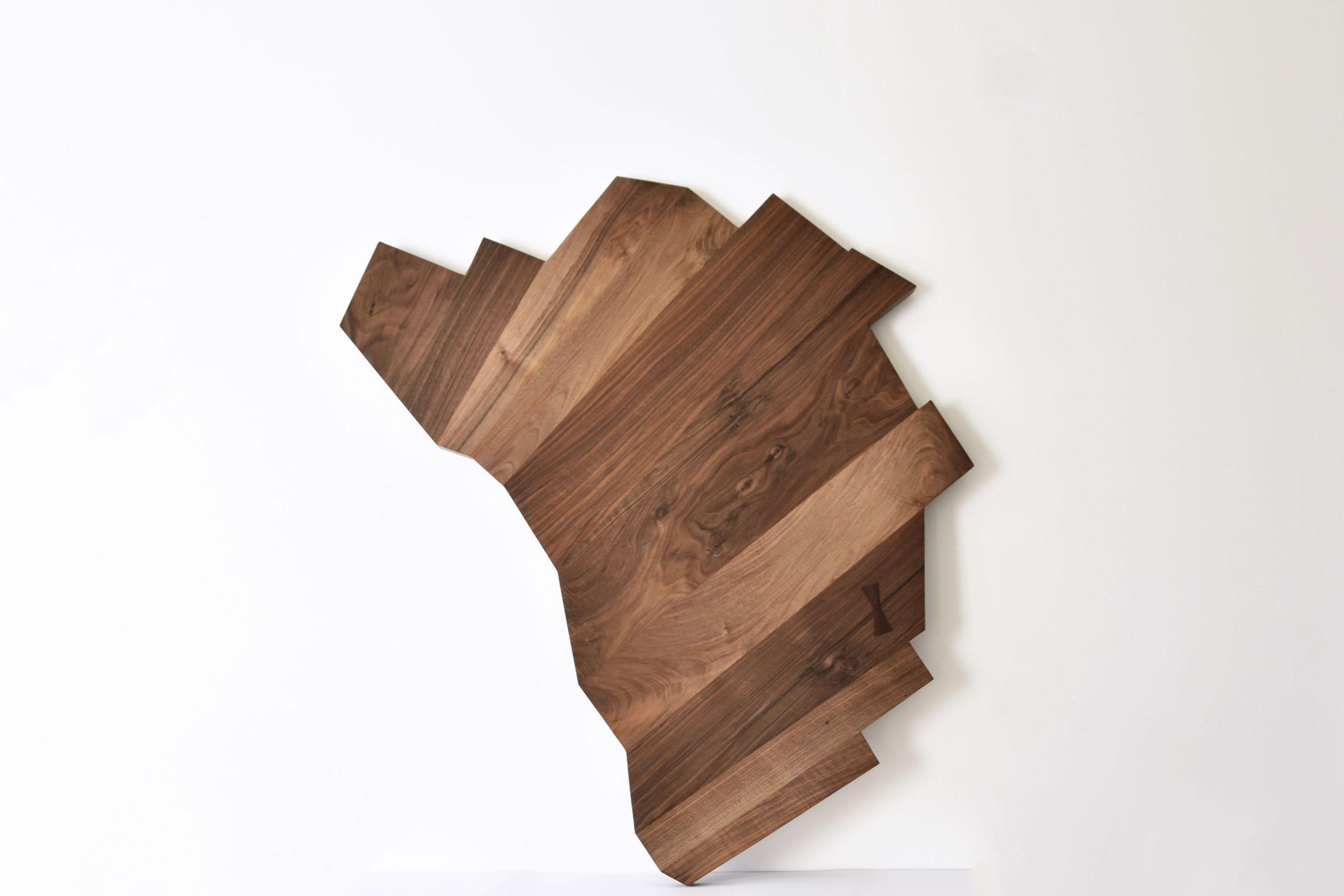 Thomas Coup la fronde - meuble bois table basse raw noyer