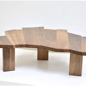 Thomas Coup la fronde - meuble bois table basse raw noyer