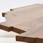 Thomas Coup la fronde - meuble bois table basse raw noyer