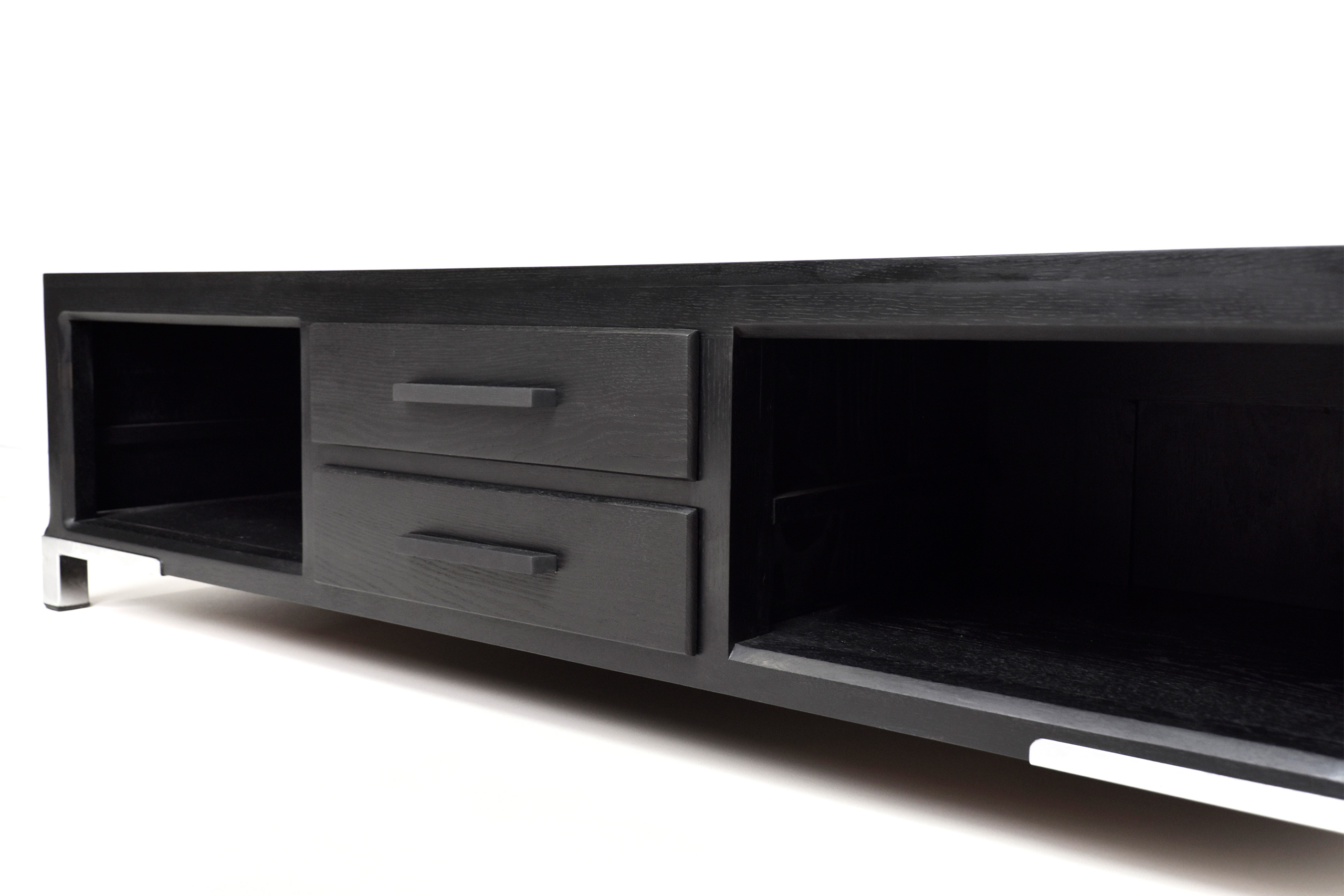 meuble bas avec deux tiroires discrets et designs