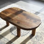 Thomas Coup la fronde - upcycling meuble table basse noyer galet