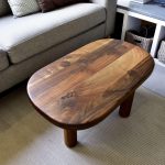 Thomas Coup la fronde - upcycling meuble table basse noyer galet