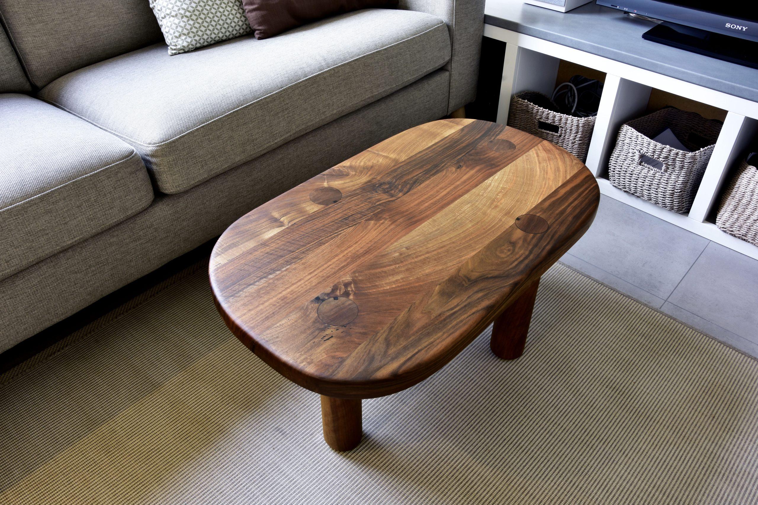 Thomas Coup la fronde - upcycling meuble table basse noyer galet