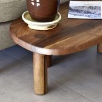 Thomas Coup la fronde - upcycling meuble table basse noyer galet